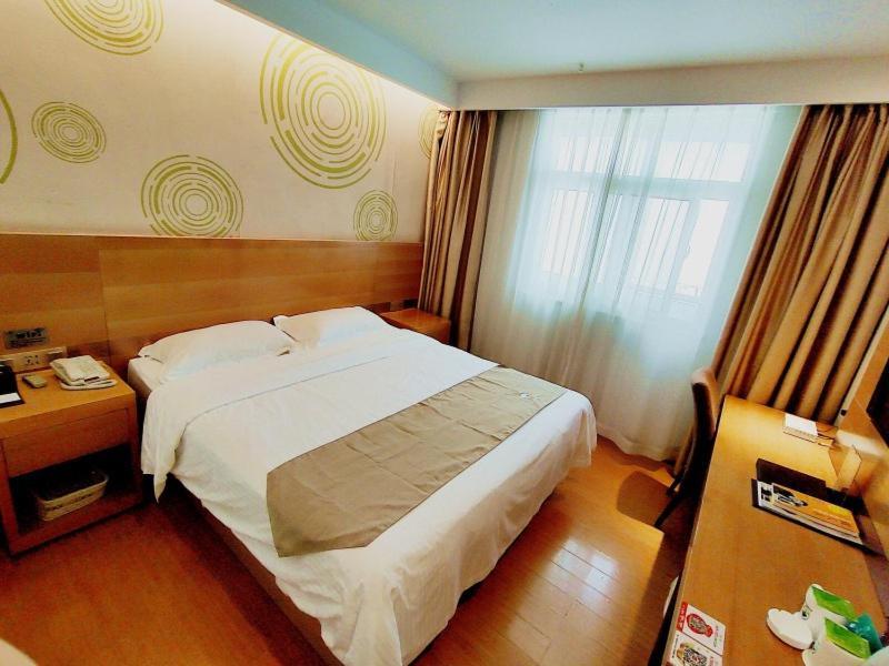 Greentree Inn Jiangxi Fuzhou Gandong Bridge Express Hotel Extérieur photo